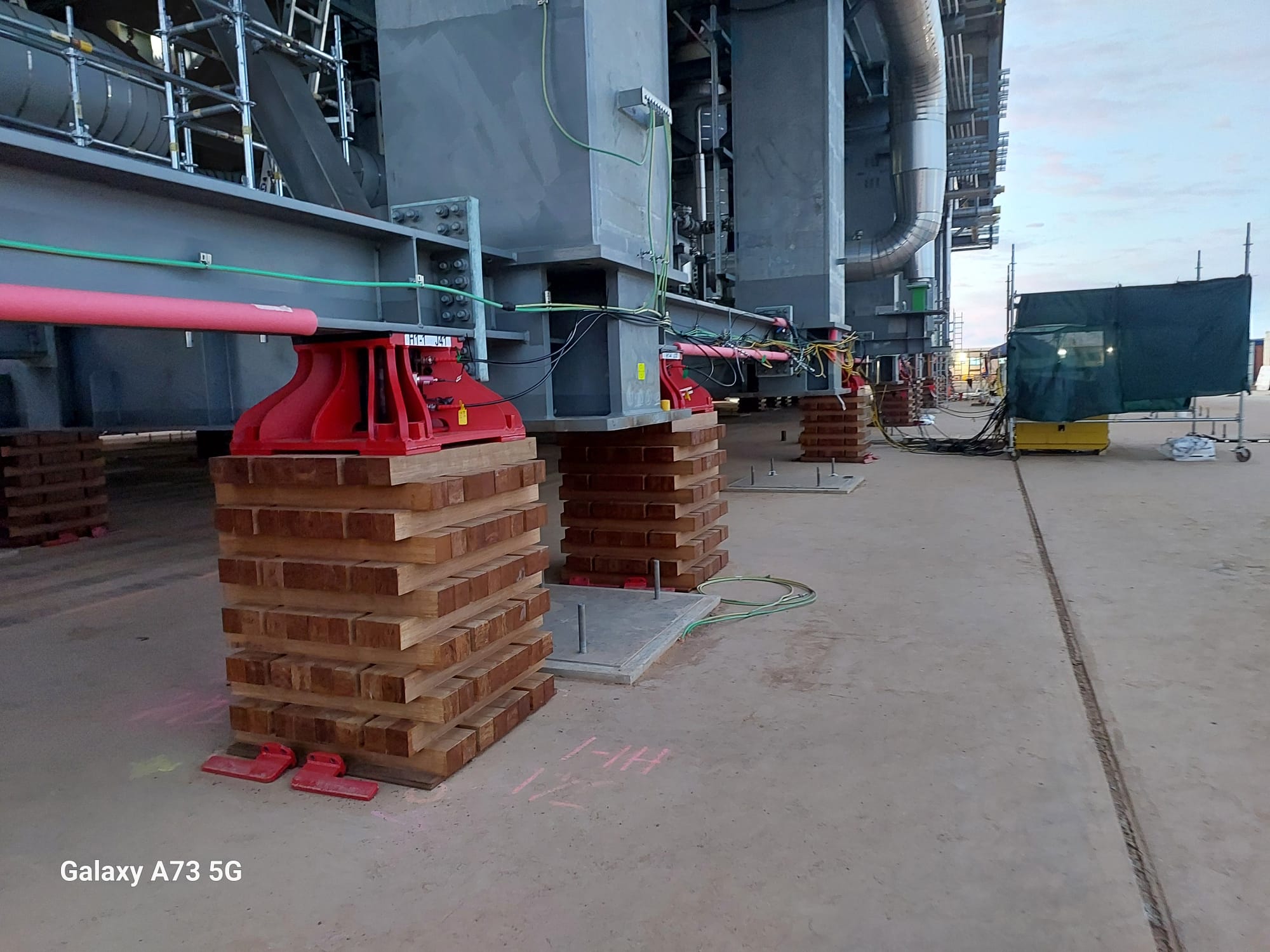 Pluto 2 LNG Compressor Operations